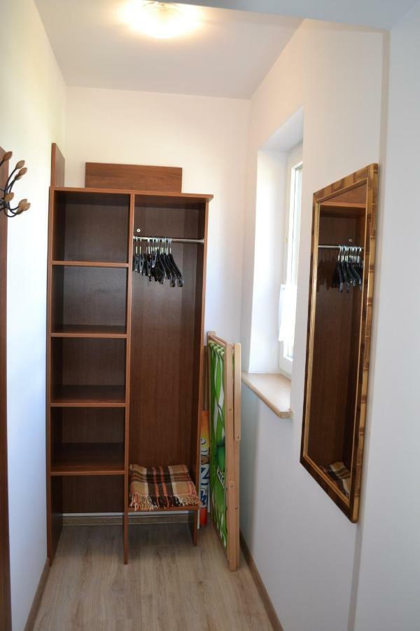 Dom Jastrzebia Z Basenem I Jacuzzi Apartment Jastrzebia Gora Exterior photo