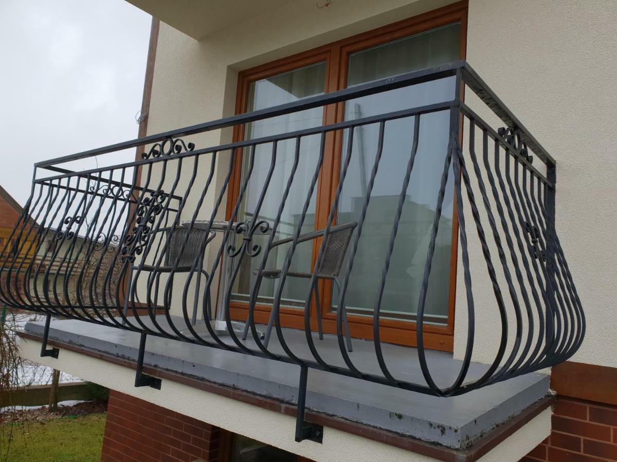 Dom Jastrzebia Z Basenem I Jacuzzi Apartment Jastrzebia Gora Exterior photo