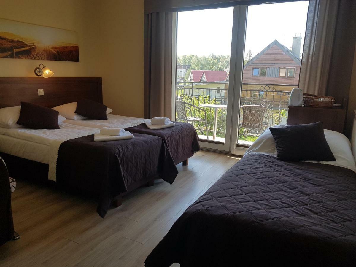 Dom Jastrzebia Z Basenem I Jacuzzi Apartment Jastrzebia Gora Exterior photo